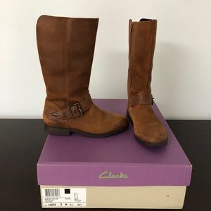 Clarks Goretex Boots Size 2